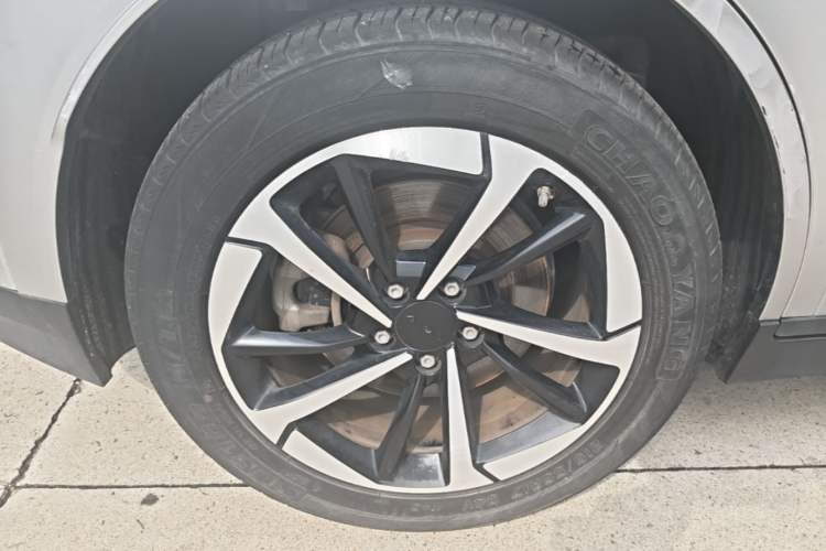 Used AION Y 2023 Plus 510 Smart Edition Right Rear Wheel Hub