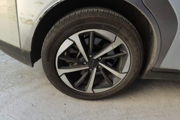Used AION Y 2023 Younger Star Edition Right Rear Wheel Hub