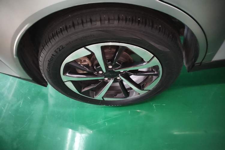 Used AION Y 2023 Younger Star Edition Right Rear Wheel Hub