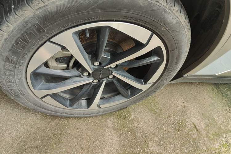 Used AION Y 2023 Younger Star Edition Right Rear Wheel Hub