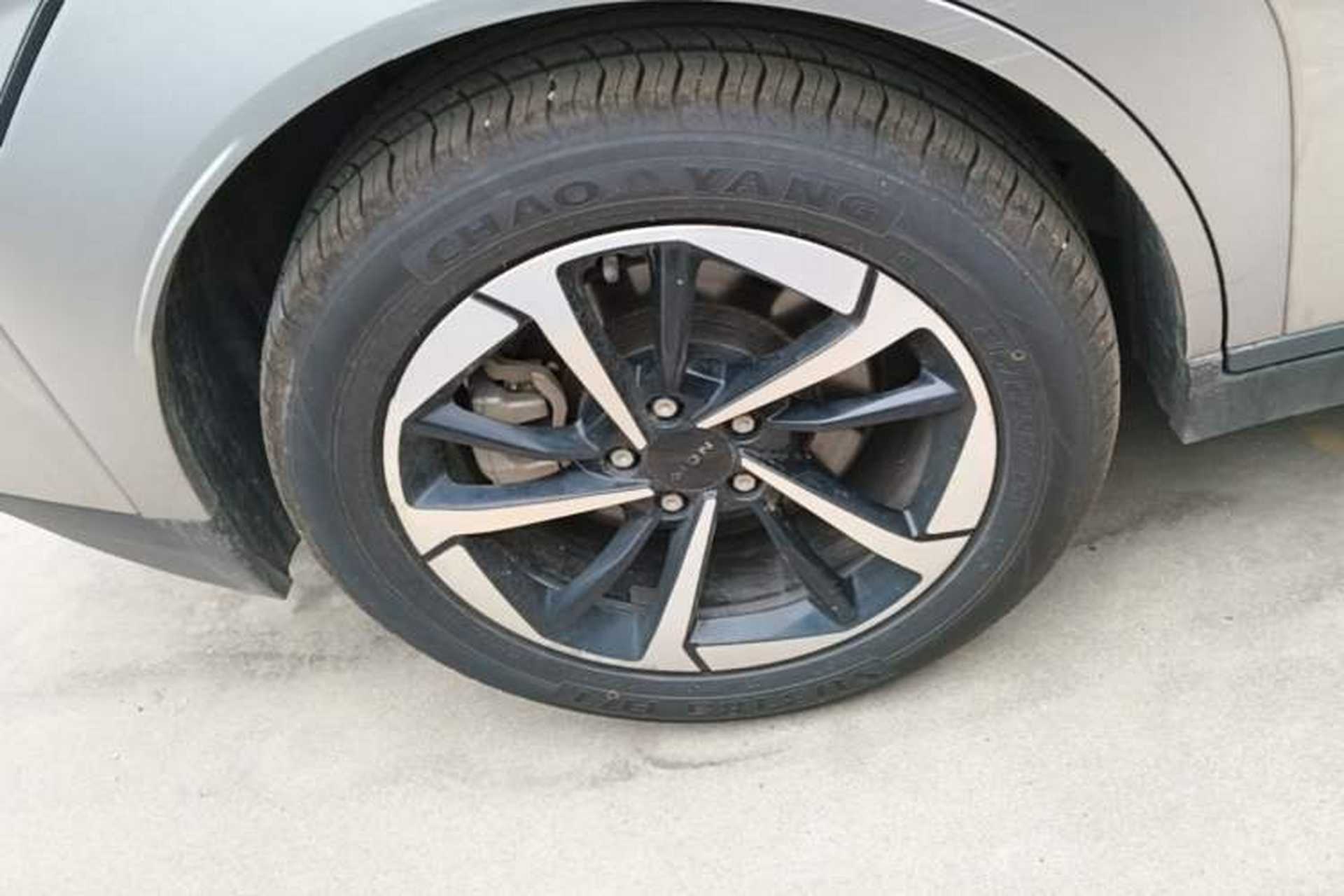 Used AION Y 2023 Plus 510 Smart Edition Right Rear Wheel Hub