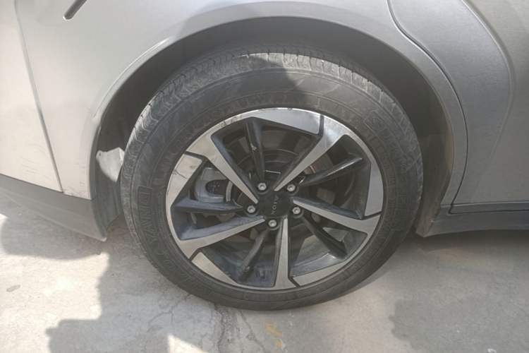 Used AION Y 2023 Plus 510 Smart Edition Right Rear Wheel Hub