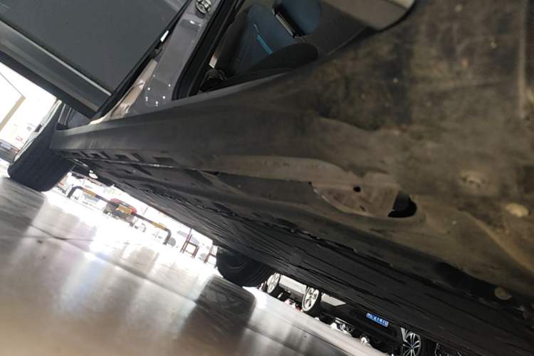 Used AION Y 2023 Plus 610 Enjoyment Edition Ternary Lithium Right Side Sill