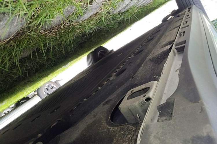 Used AION Y 2023 Younger Right Side Sill
