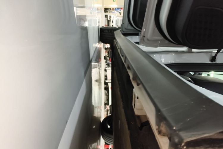 Used AION Y 2023 Plus 510 Smart Edition Right Side Sill