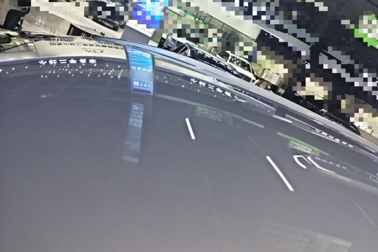 Used AION Y 2023 Younger Roof