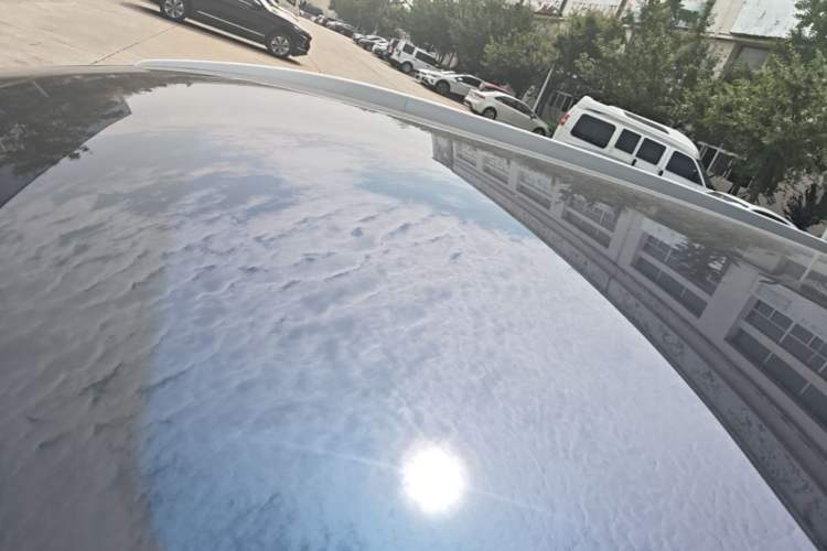 Used AION Y 2023 Plus 510 Smart Edition Roof