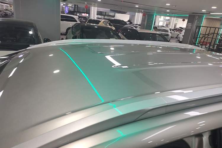 Used AION Y 2023 Plus 510 Enjoy Edition Roof