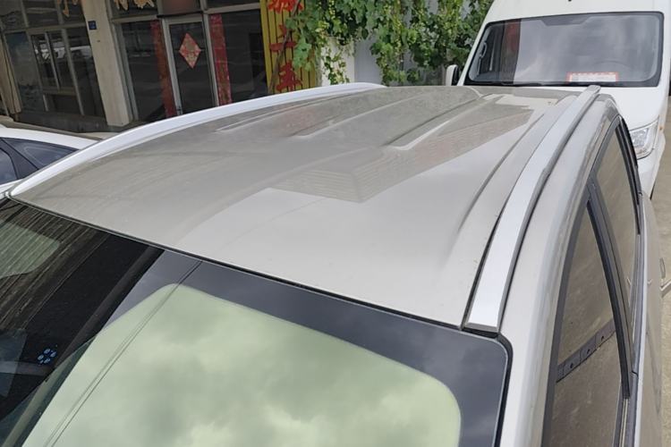Used AION Y 2023 Plus 510 Enjoy Edition Roof