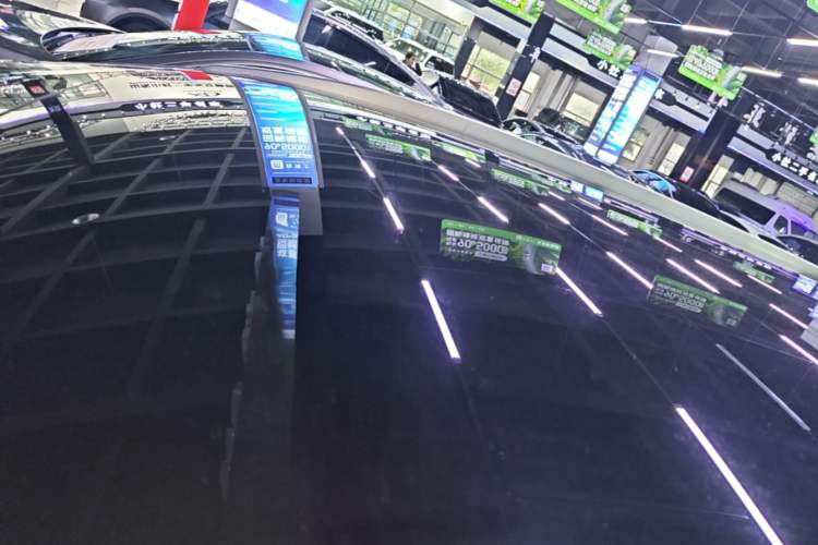 Used AION Y 2023 Plus 510 Smart Edition Roof