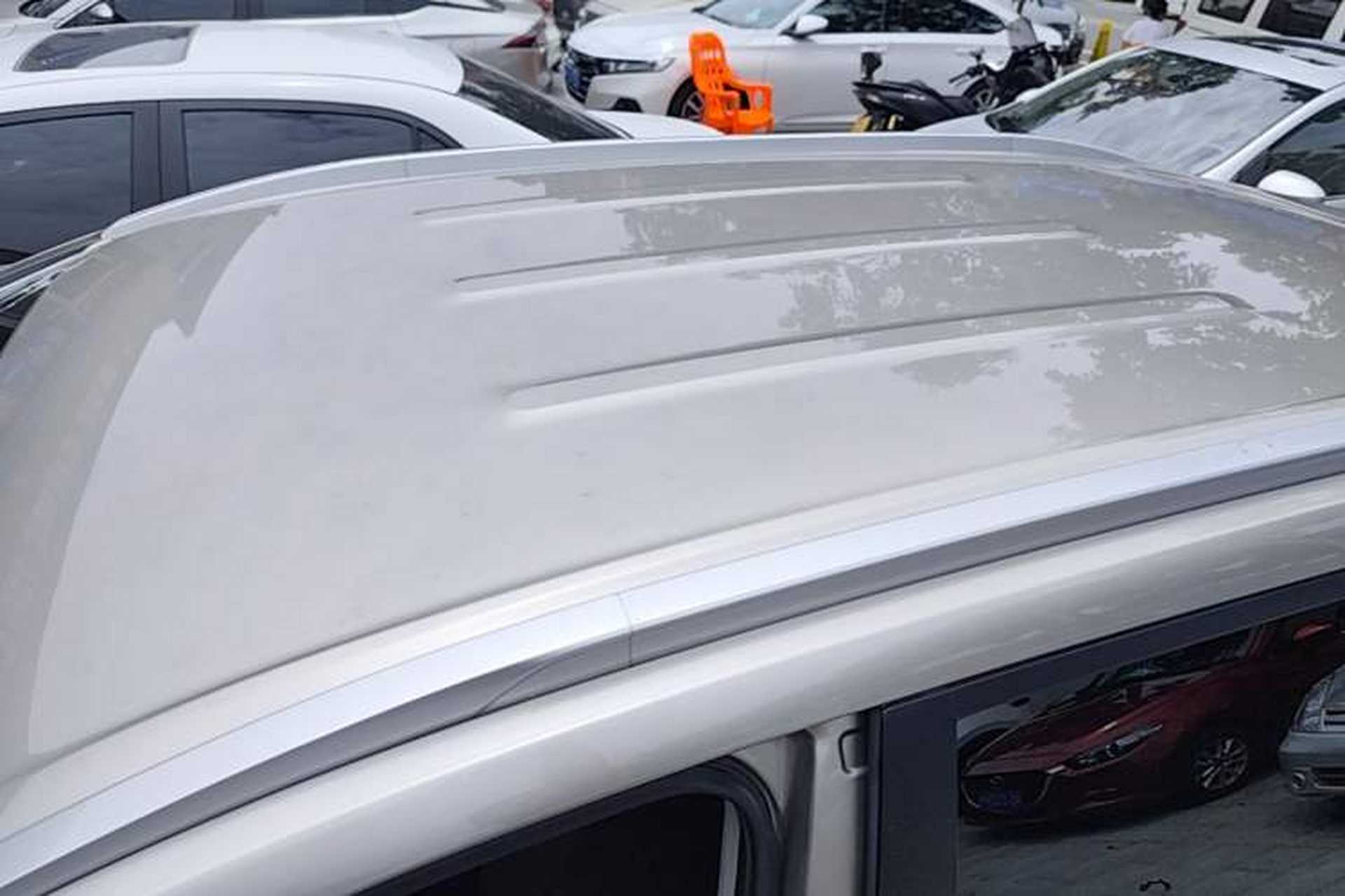 Used AION Y 2023 Plus 510 Enjoy Edition Roof