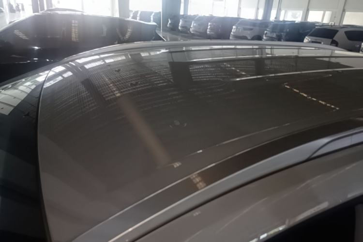 Used AION Y 2023 Plus 510 Enjoy Edition Roof