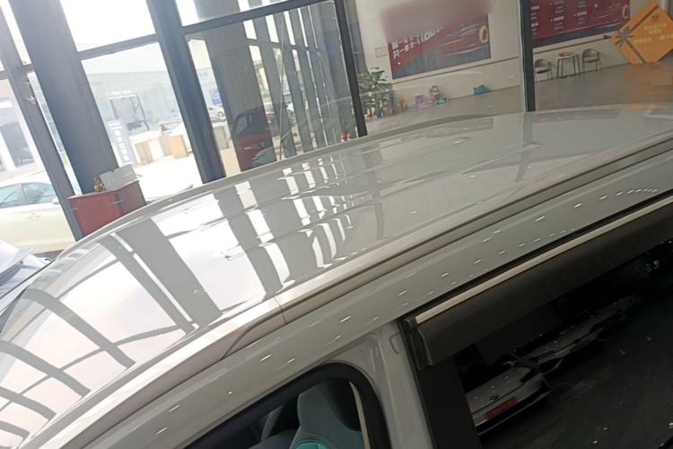 Used AION Y 2023 Plus 510 Enjoy Edition Roof