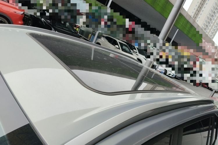 Used AION Y 2023 Younger Star Edition Roof