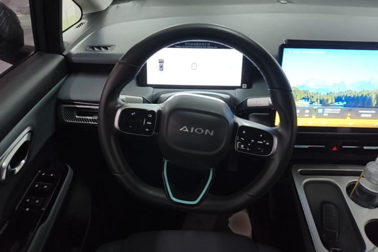 Used AION Y 2023 Younger Steering Wheel