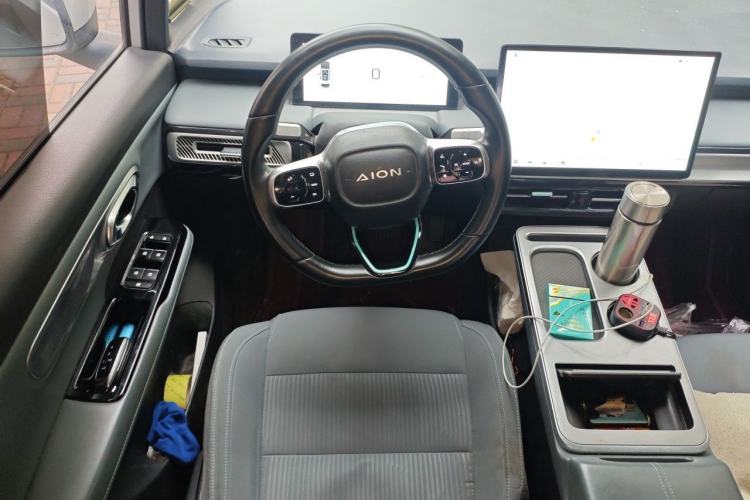Used AION Y 2023 Younger Steering Wheel