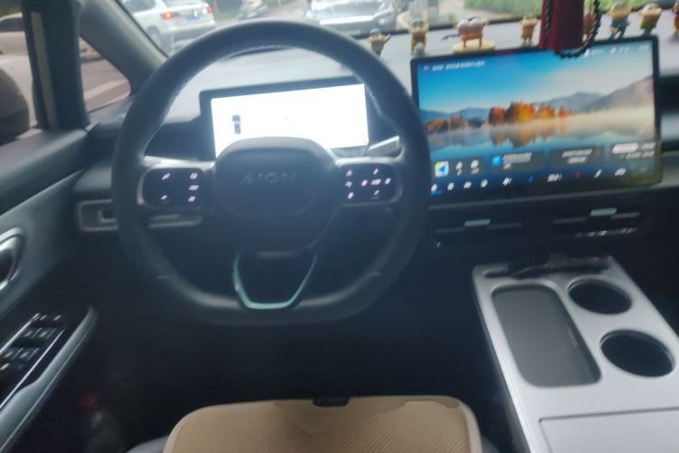 Used AION Y 2023 Younger Steering Wheel