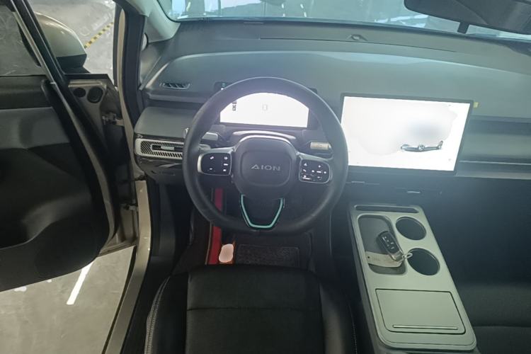 Used AION Y 2023 Younger Steering Wheel
