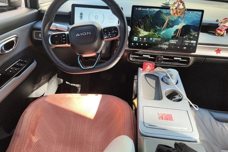 Used AION Y 2023 Plus 610 Enjoyment Edition Ternary Lithium Steering Wheel