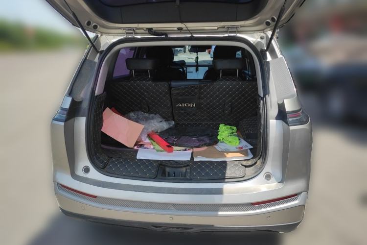 Used AION Y 2023 Plus 510 Smart Edition Trunk