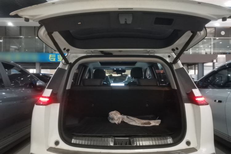 Used AION Y 2023 Plus 510 Smart Edition Trunk