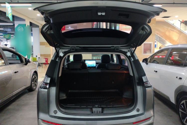 Used AION Y 2023 Plus 610 Smart Edition Ternary Lithium Trunk