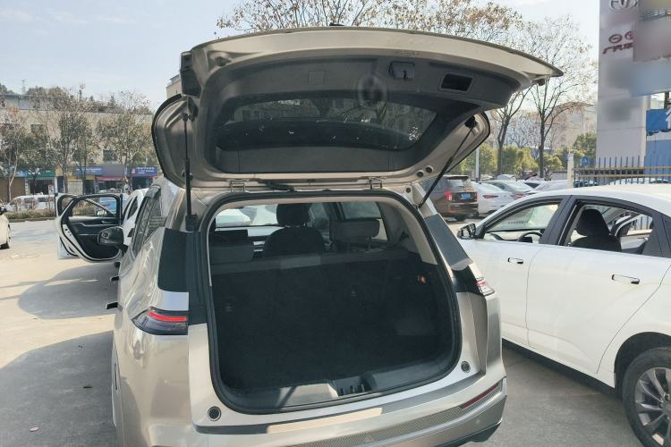 Used AION Y 2023 Plus 510 Enjoy Edition Trunk