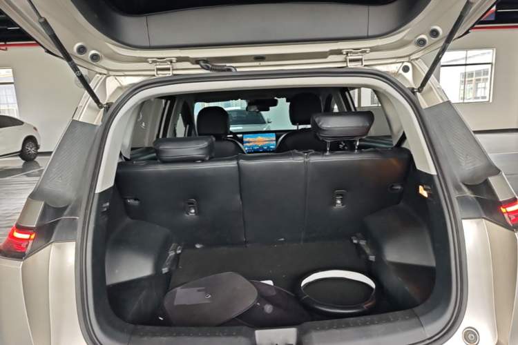 Used AION Y 2023 Plus 510 Enjoy Edition Trunk