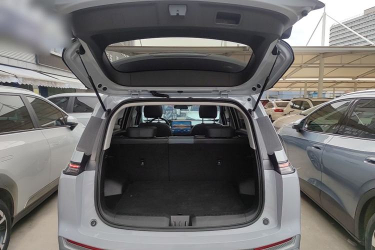 Used AION Y 2023 Plus 510 Smart Edition Trunk