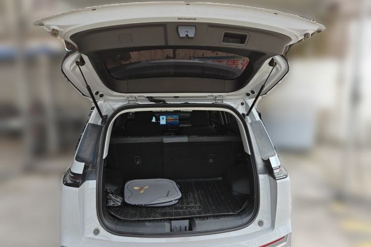 Used AION Y 2023 Plus 510 Enjoy Edition Trunk