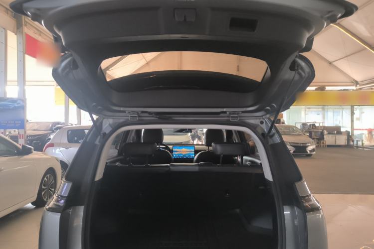 Used AION Y 2023 Plus 510 Smart Edition Trunk