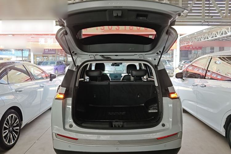 Used AION Y 2023 Plus 610 Enjoy Edition Trunk