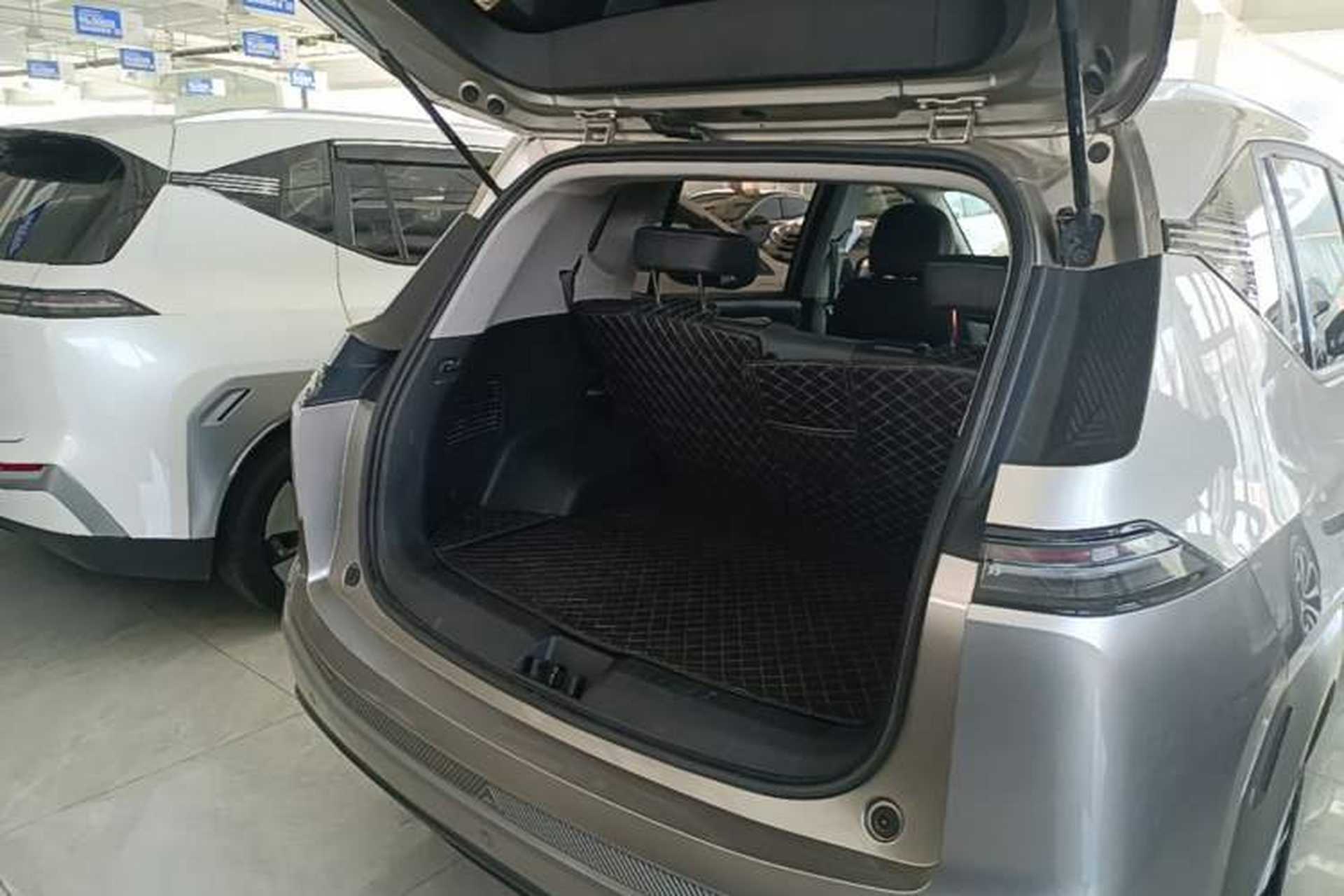 Used AION Y 2023 Plus 510 Smart Edition Trunk