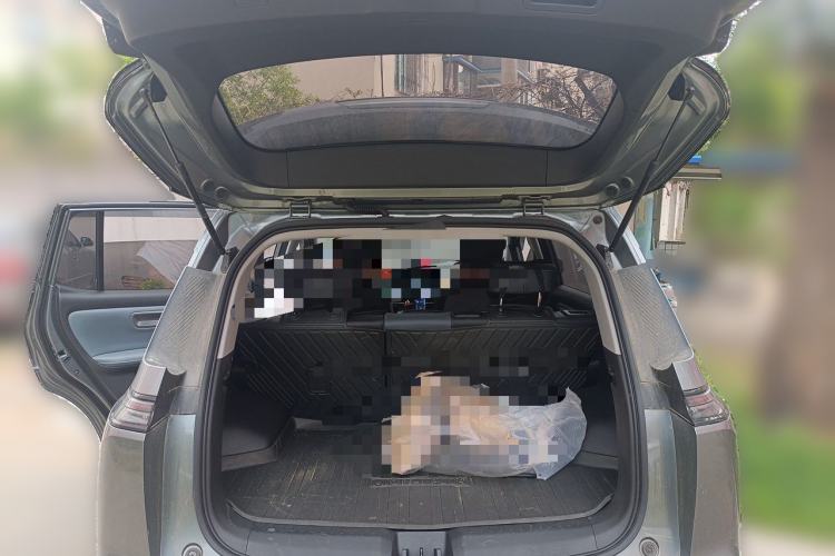 Used AION Y 2023 Plus 510 Smart Edition Trunk