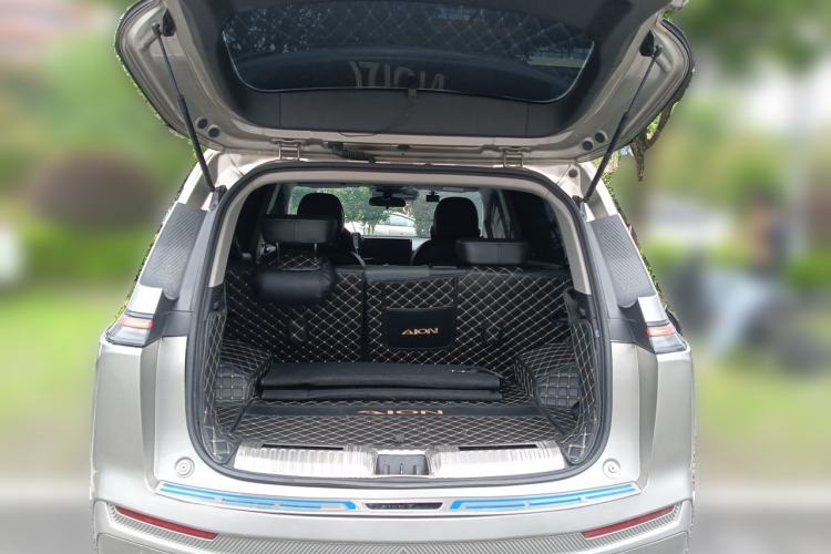 Used AION Y 2023 Plus 510 Smart Edition Trunk