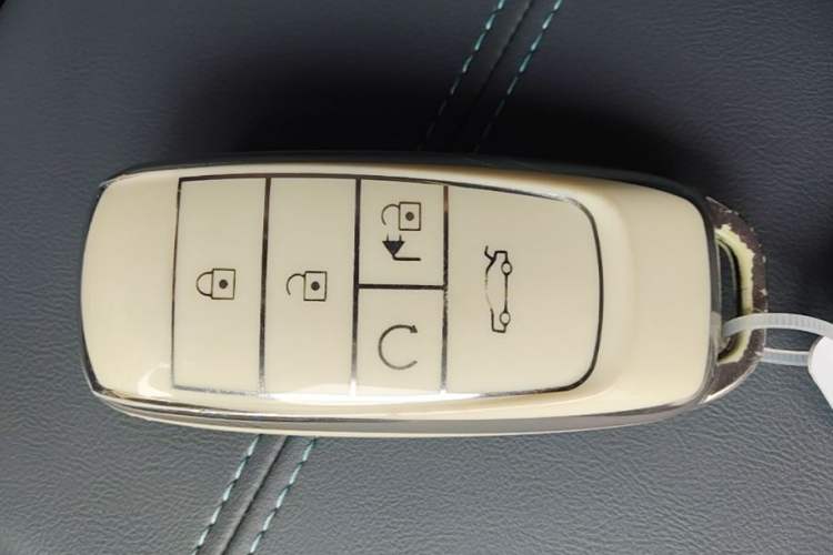 Used AION Y 2023 Younger Vehicle Key