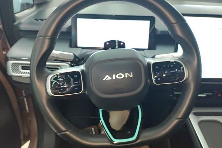 Used AION Y 2023 Plus 510 Tech Edition Steering Wheel