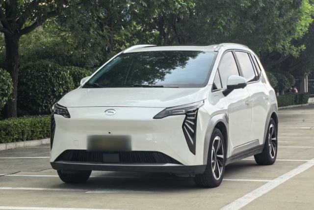 Used AION Y 2023 Plus 510 Smart Edition