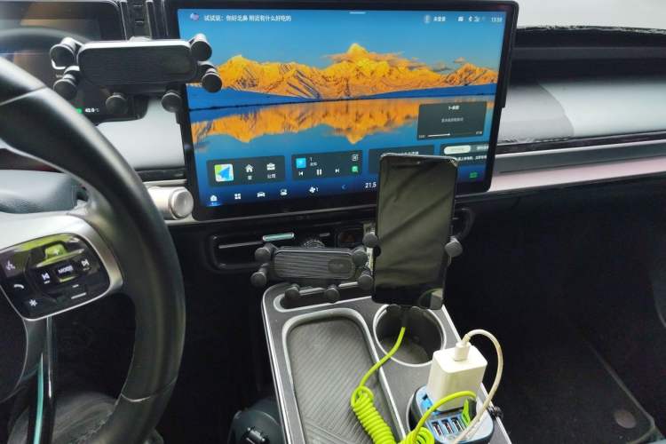Used AION Y 2023 Plus 510 Smart Edition Audio And AC Panel
