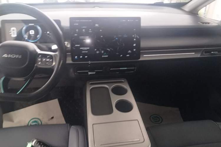Used AION Y 2023 Plus 510 Smart Edition Audio And AC Panel
