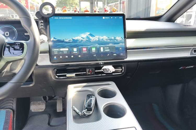 Used AION Y 2023 Plus 510 Smart Edition Audio And AC Panel