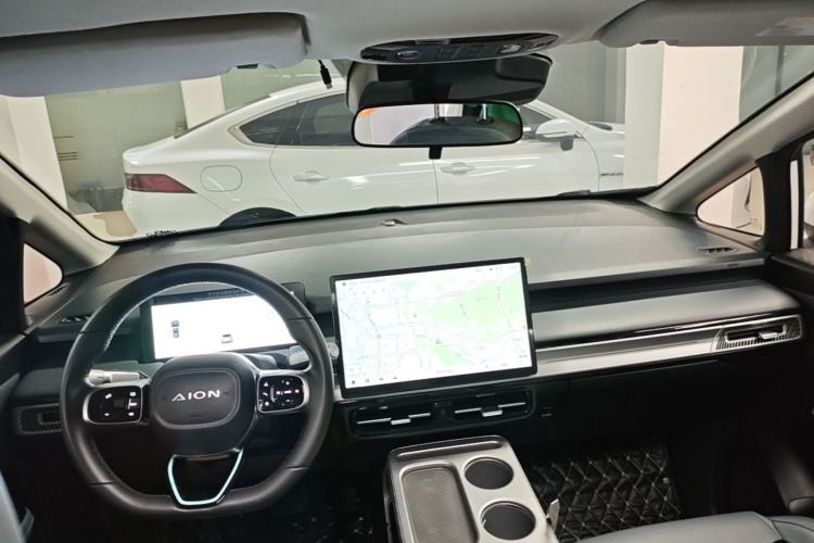 Used AION Y 2023 Plus 510 Smart Edition Center Console