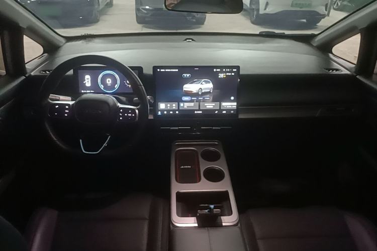 Used AION Y 2023 Plus 510 Smart Edition Center Console