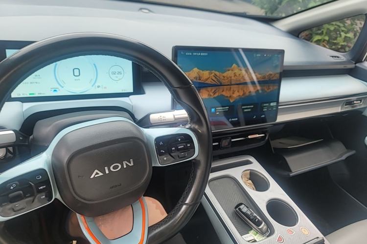 Used AION Y 2023 Younger Star Edition Center Console