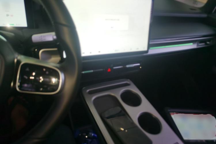 Used AION Y 2023 Plus 510 Smart Edition Center Console
