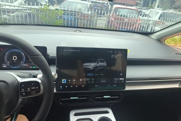 Used AION Y 2023 Plus 510 Smart Edition Center Console