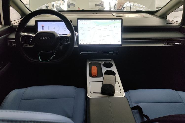 Used AION Y 2023 Plus 510 Enjoy Edition Center Console