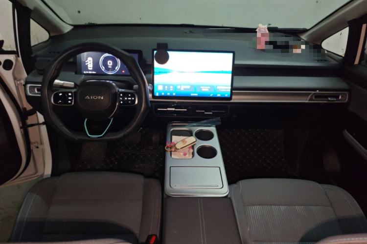 Used AION Y 2023 Plus 510 Enjoy Edition Center Console