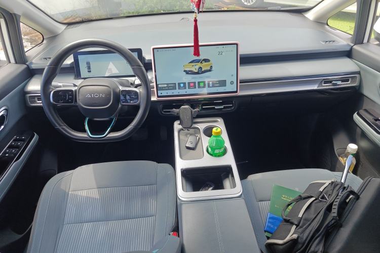 Used AION Y 2023 Plus 610 Enjoy Edition Center Console