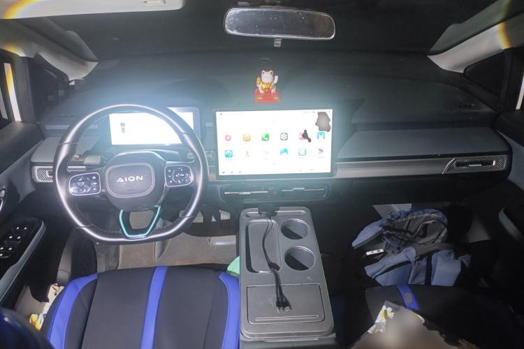 Used AION Y 2023 Plus 510 Enjoy Edition Center Console